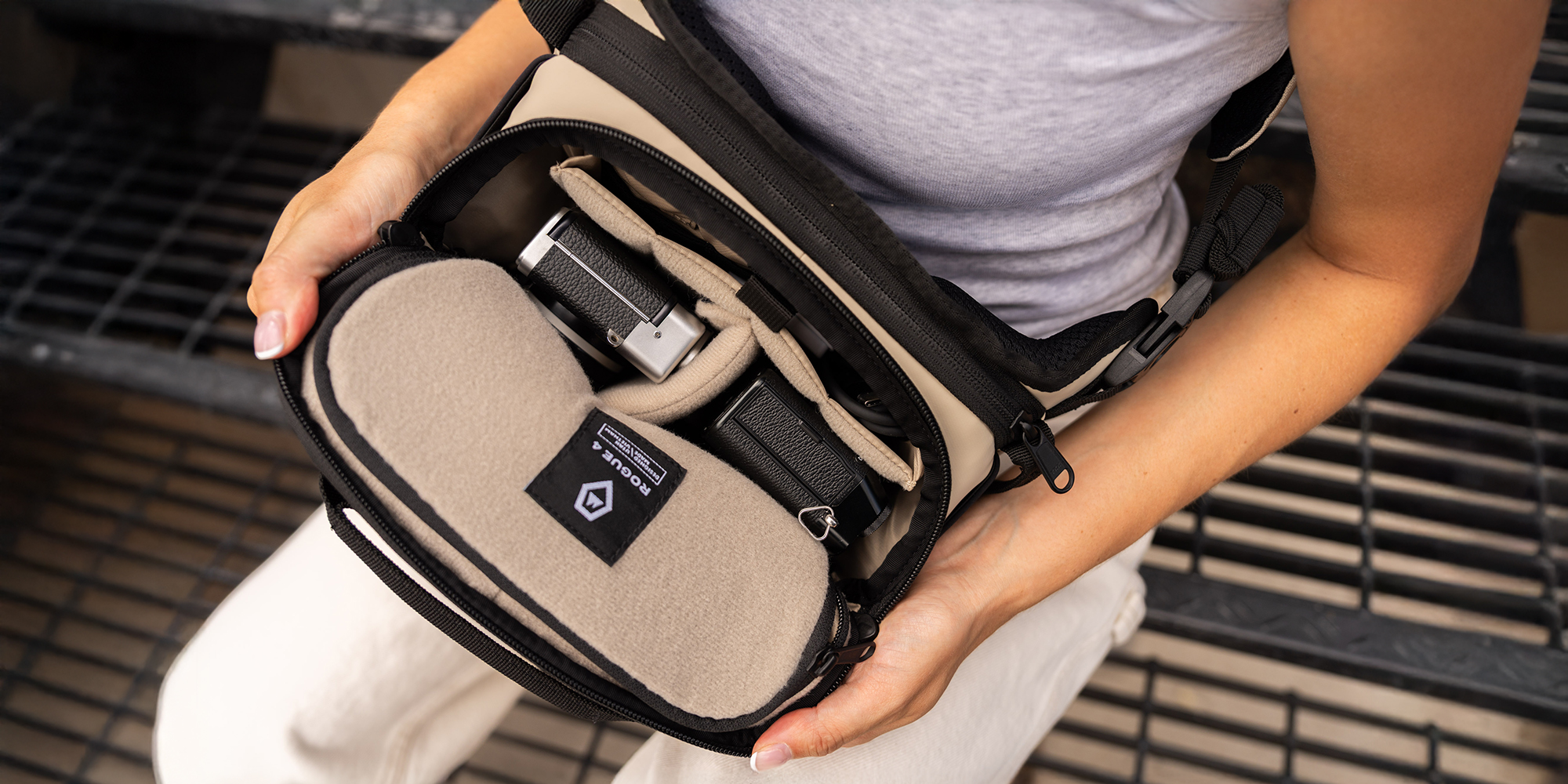 Torba fotograficzna Wandrd Rogue Sling 4 l v2 - pomarańczowa